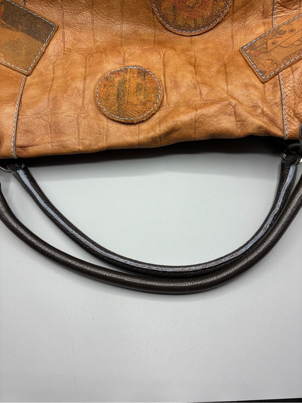 GABS ITALY Vintage-Inspired Tan Leather Shoulder Bag with Turquoise Accents - Picture 11 of 14